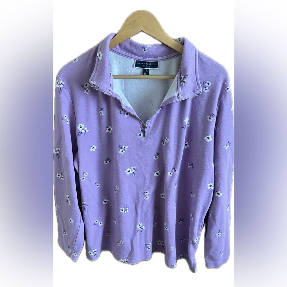Woman’s lavender with white flowers long sleeve shirt XXL Karen Scott
